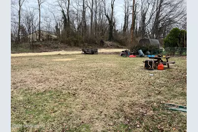 571 Hopping Road, Belford, NJ 07718 - Photo 19