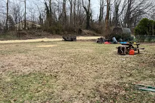 571 Hopping Rd, Belford, NJ 07718 - Photo 19