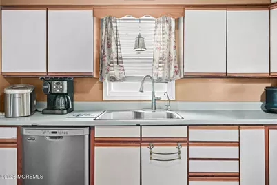 238 Bray Avenue, North Middletown, NJ 07748 - Photo 13