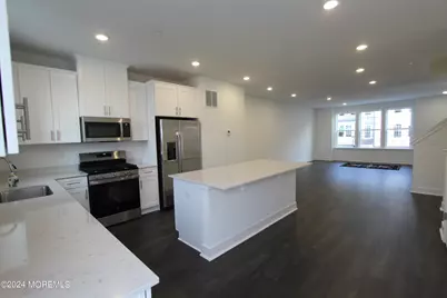 35 Crimson Drive, Manalapan Township, NJ 07726 - Photo 7