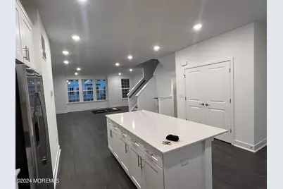 35 Crimson Drive, Manalapan Township, NJ 07726 - Photo 9