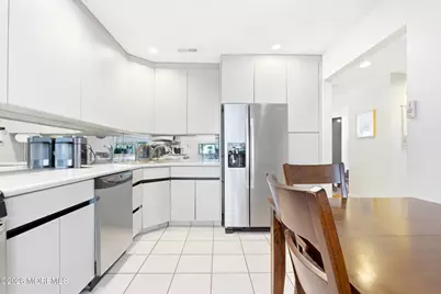 38 Carriage Place #1038, Edison, NJ 08820 - Photo 19