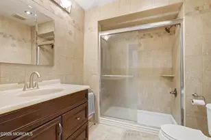 38 Carriage Pl, Edison, NJ 08820 - Photo 27