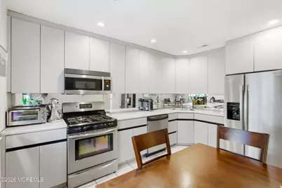 38 Carriage Place #1038, Edison, NJ 08820 - Photo 15