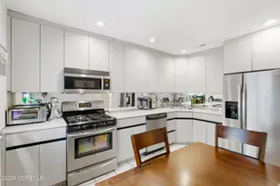 38 Carriage Pl, Edison, NJ 08820 - Photo 15