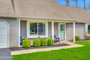 9 Lamp Post Ct, Howell Township, NJ 07731 - Photo 3