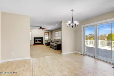 27 Regency Way, Manalapan Township, NJ 07726 - Photo 11