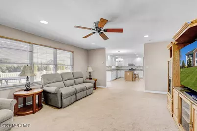 27 Regency Way, Manalapan Township, NJ 07726 - Photo 13