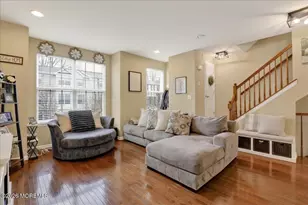 203 Chickadee Ct, Freehold, NJ 07728 - Photo 9