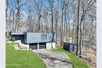 19 W Parkway Place, Holmdel, NJ 07733 - Photo 3