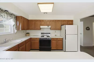 96 Narberth Way, Toms River Township, NJ 08757 - Photo 23