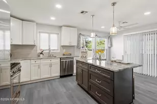 128 Freeport Blvd, Toms River Township, NJ 08757 - Photo 11