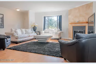 175 Penn Court #120, Matawan, NJ 07747 - Photo 5