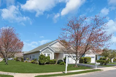 2 Heathersway Court, Lakewood, NJ 08701 - Photo 5