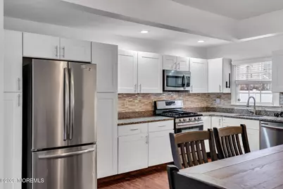 813 Raleigh Drive, Toms River Township, NJ 08753 - Photo 17