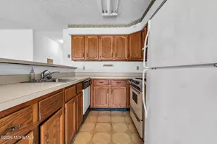 1213 Waters Edge Dr, Toms River Township, NJ 08753 - Photo 9