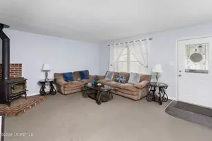 11 Shevchenko Ave, Cream Ridge, NJ 08514 - Photo 5