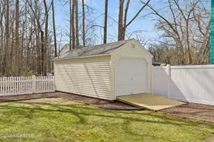 11 Shevchenko Ave, Cream Ridge, NJ 08514 - Photo 27