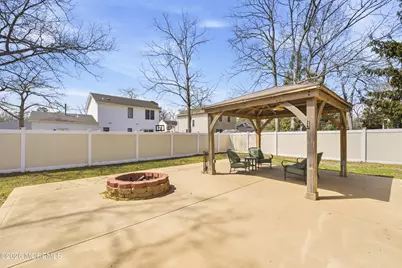 605 Windsor Street, Forked River, NJ 08731 - Photo 37