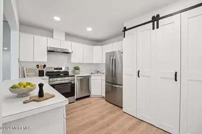 93 Lexington Court, Red Bank, NJ 07701 - Photo 19