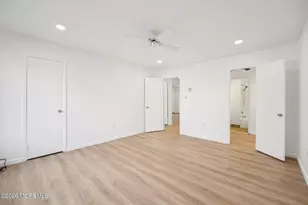 93 Lexington Ct, Red Bank, NJ 07701 - Photo 35