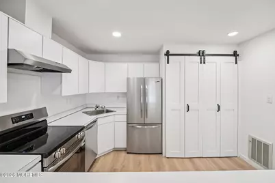 93 Lexington Court, Red Bank, NJ 07701 - Photo 21