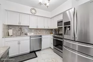 52 Galewood Dr, Matawan, NJ 07747 - Photo 7