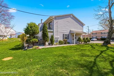 52 Galewood Drive #637, Matawan, NJ 07747 - Photo 3