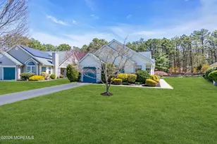 2621 Meadow Lake Dr, Toms River Township, NJ 08755 - Photo 3