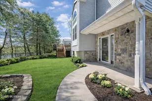 44 Rozalyn Ln, Laurence Harbor, NJ 08879 - Photo 3