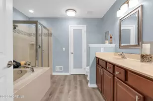 35 Chatsworth Rd, Manalapan Township, NJ 07726 - Photo 31