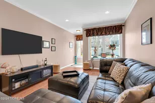 35 Chatsworth Rd, Manalapan Township, NJ 07726 - Photo 23