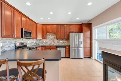 35 Chatsworth Road, Manalapan Township, NJ 07726 - Photo 13