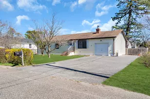 1333 Longboat Ave, Beachwood, NJ 08722 - Photo 3