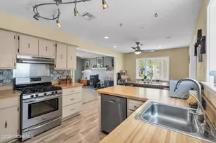 417 Anchor Ave, Beachwood, NJ 08722 - Photo 15