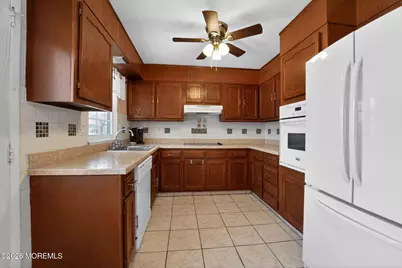 1263B Hamilton Court, Lakewood, NJ 08701 - Photo 7