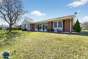 1263B Hamilton Ct, Lakewood, NJ 08701 - Photo 3