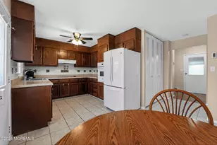 1263B Hamilton Ct, Lakewood, NJ 08701 - Photo 9