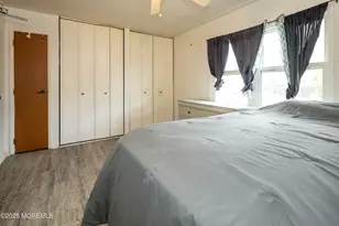 670A New Castle Ct, Lakewood, NJ 08701 - Photo 9