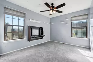 149 Malibu Dr, Eatontown, NJ 07724 - Photo 37