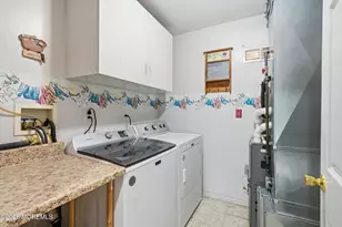 149 Malibu Dr, Eatontown, NJ 07724 - Photo 27