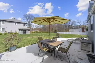 16 Roosevelt Ave, Morganville, NJ 07751 - Photo 17