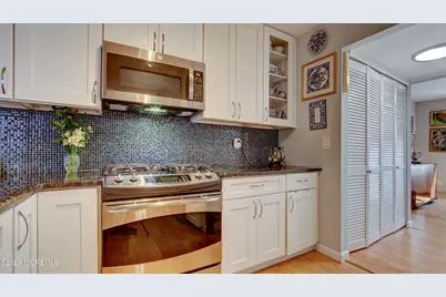 184 Old Orchard Lane, Ocean Twp, NJ 07712 - Photo 15