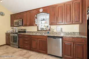 310 Pine St, Union Beach, NJ 07735 - Photo 11