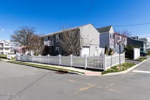 310 Pine St, Union Beach, NJ 07735 - Photo 5
