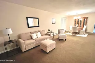 106 Chesterfield Ln, Toms River Township, NJ 08757 - Photo 5