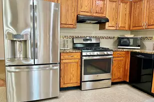 106 Chesterfield Ln, Toms River Township, NJ 08757 - Photo 7