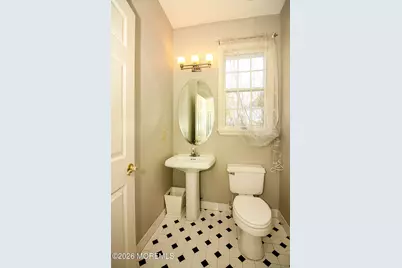 38 Dansbury Court, Freehold, NJ 07728 - Photo 13