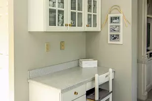 38 Dansbury Ct, Freehold, NJ 07728 - Photo 9