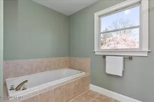 234 Hamiltonian Dr, Red Bank, NJ 07701 - Photo 31